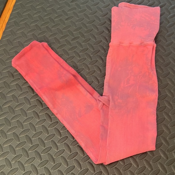 009 Free People Movement Set. Happiness Runs. Size XS/S - Picture 4 of 10